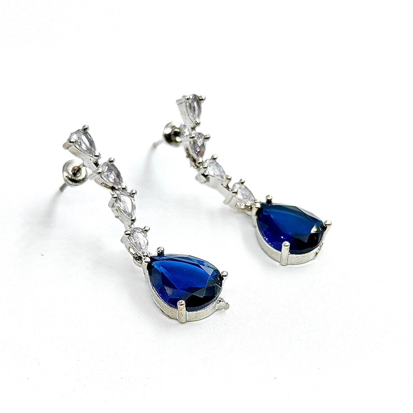 Elegant Drop Necklace Set