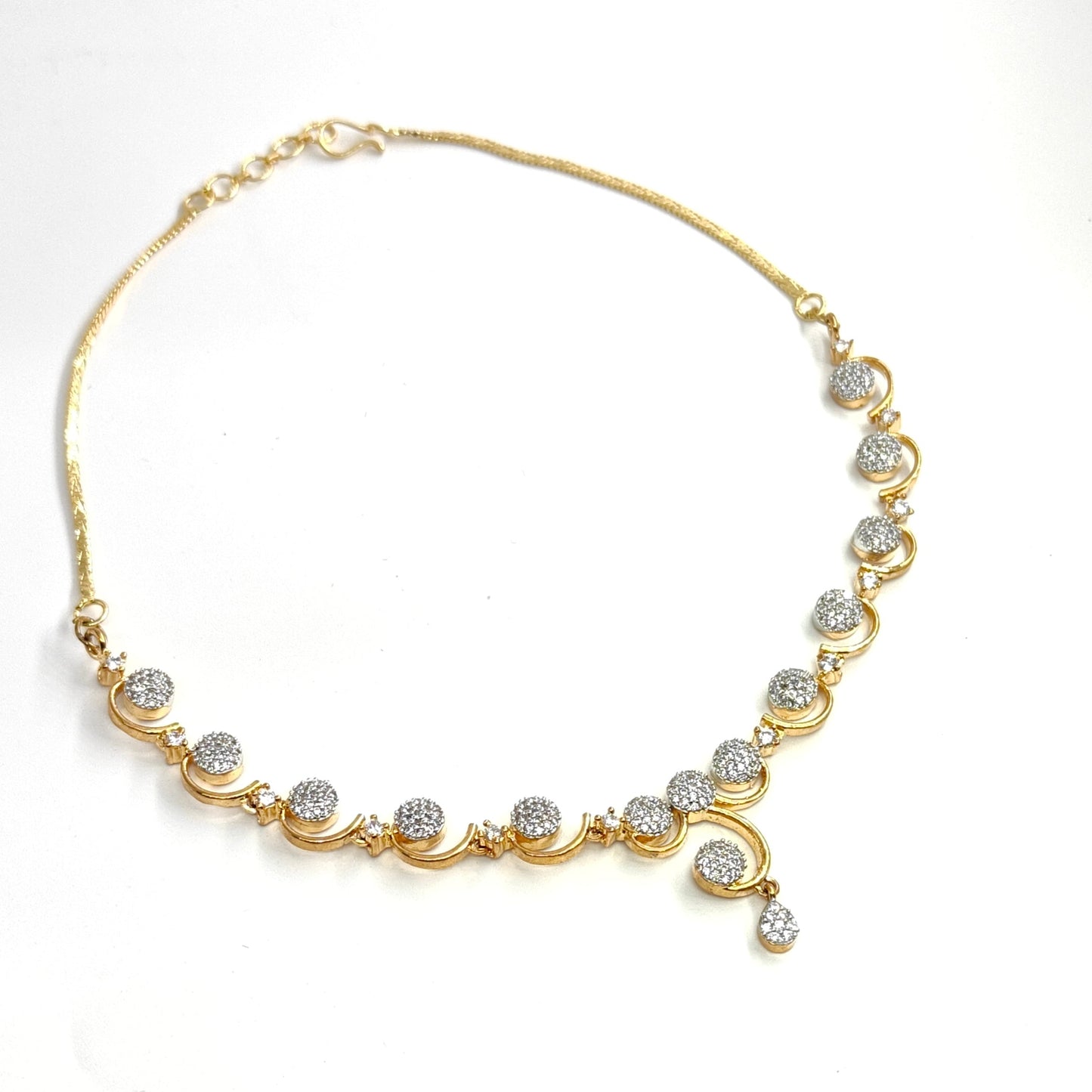 Aria Timeless Glow Necklace Set