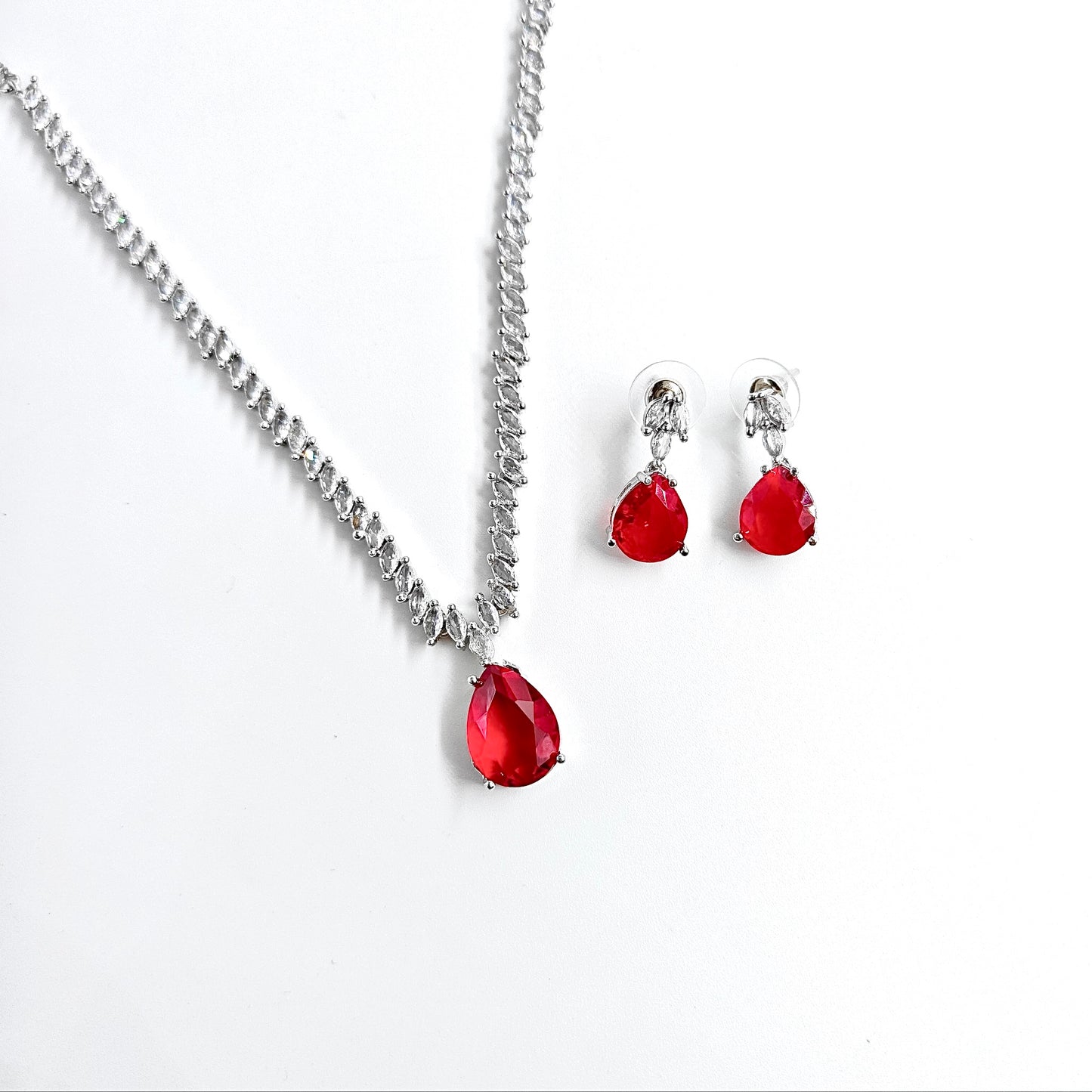 Elegant Solitaire Set